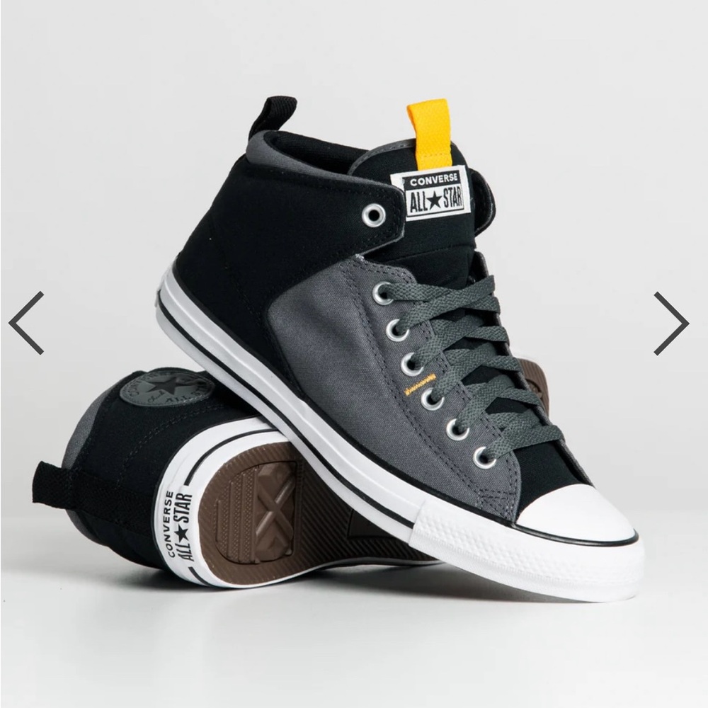 Converse Chuck
Taylor All Star High Street Sneaker in IronGray/Black, men’s sz10